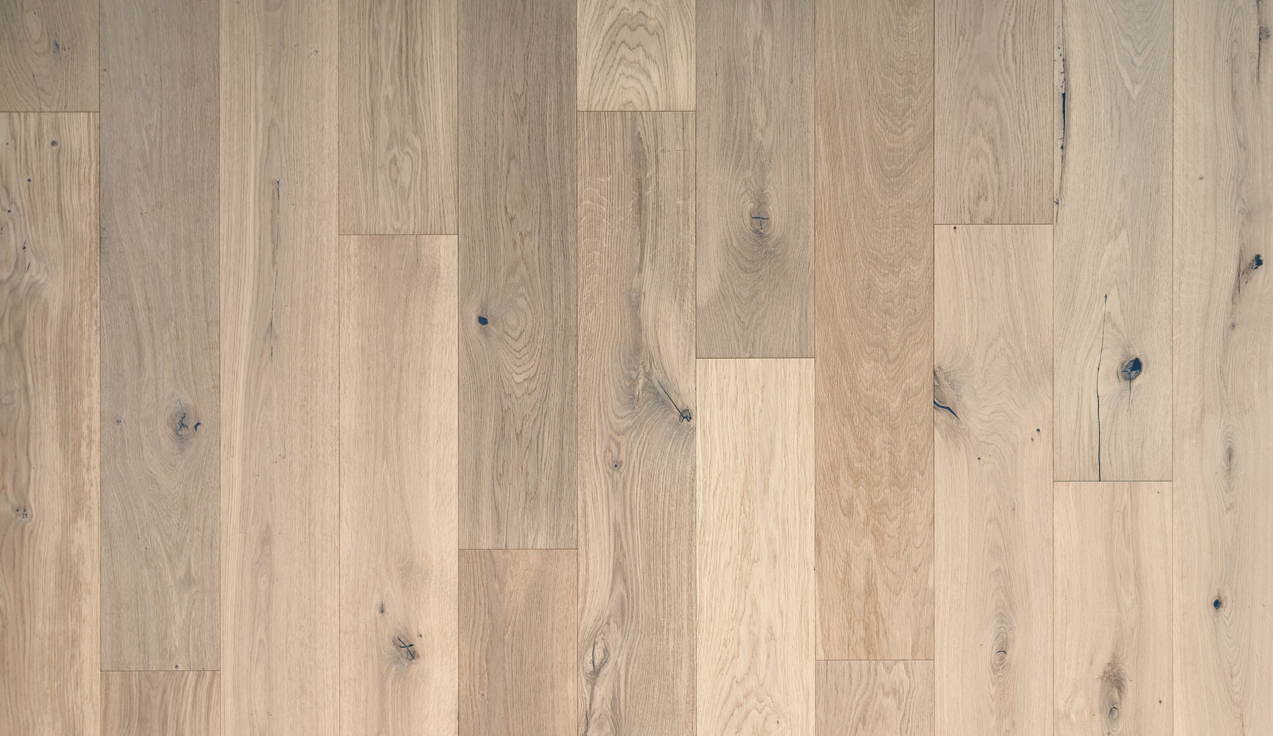 Champagne - Engineered Hardwood / Allwood.