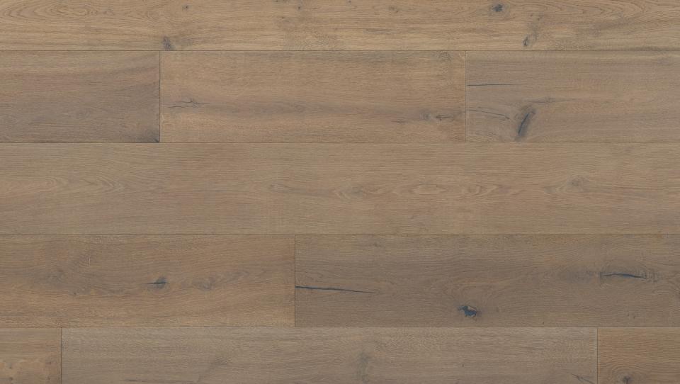Landmark North - Engineered Hardwood / Kentwood.